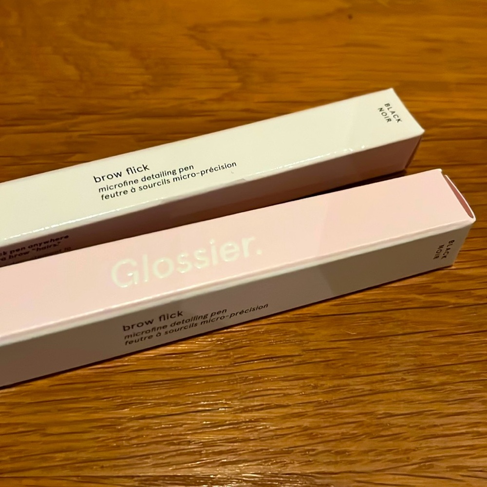 Glossier Brow Flick - black